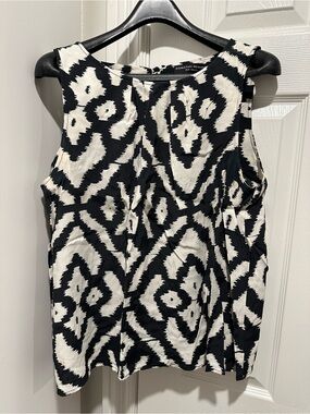 Dorothy Perkins Black and White Patterned Tie-Neck Top